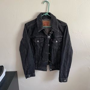 Black Levi’s Jean Jacket
